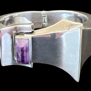 Vintage Antonio Pineda Taxco Mexico 970 Silver Retro Modernist Architectural Cuff with Amethyst Closure