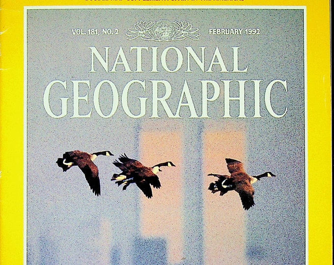 National Geographic and Map February 1992 Eastern Wildlife, Alcohol, Great Soviet Exodus, Pizarro, Persian Gulf (Magazine: Nature)