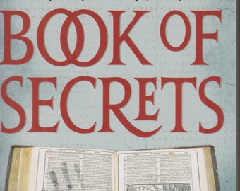 Book of Secrets by Chris Roberson  (Paperback: Fantasy, Hidden Conspiracy, An Ancient Cult, Pulp Fiction) 2010