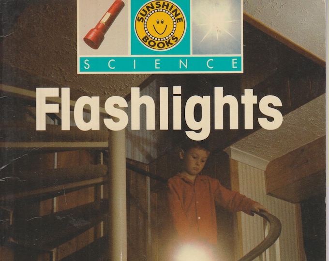 4 Books Flashlights, What Makes Light?, Worm Smells,  Night Animals (Paperback: Children's Early Readers)