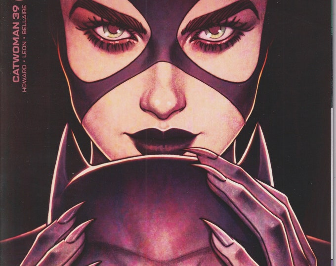 Catwoman #39 Variant Cover by Jenny Frison DC Comics March 2022  (Comic)