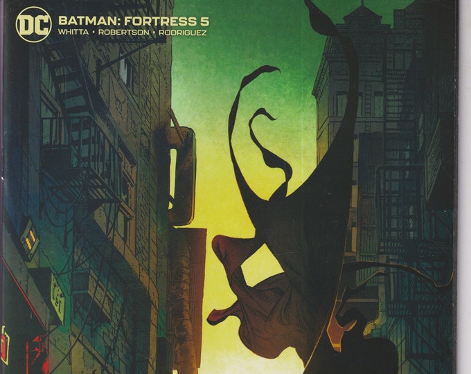 Batman  Fortress #5  Variant Cover by Kamome  Shirahama November 2022 DC Comics  (Comic: Action, Superheroes)