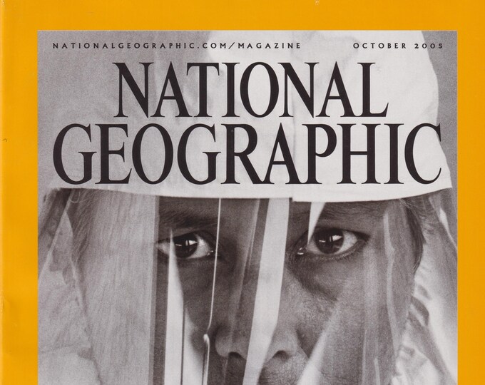 National Geographic October 2005 Killer Flu, Africa Desert, Trafalgar, Hawaii, Stone Age, Elephants.  (Magazine: General Interest, Nature)