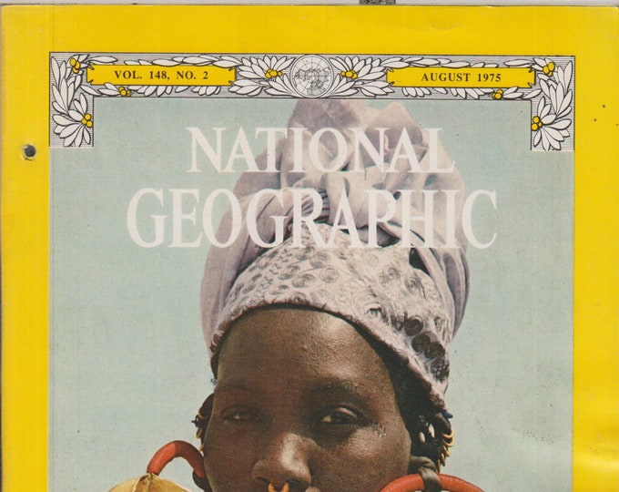 National Geographic August 1975 Niger, Toronto, "Ice Bird", Hasidic Jews, Madeira Treasure, Coal (Magazine: Nature, Geography)