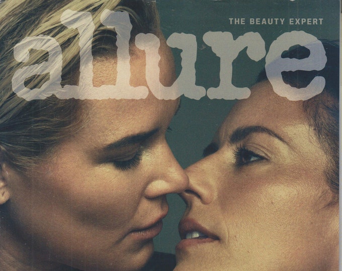 Allure August 2020 Soccer Champions Ashlyn Harris & Ali Krieger Love Strong   (Magazine: Beauty)