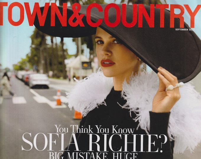 Town & Country September 2023 Sofia Richie, Rome's Naughtiest  Appartamento, Bitcoin, Quiet Luxury(Magazine: General