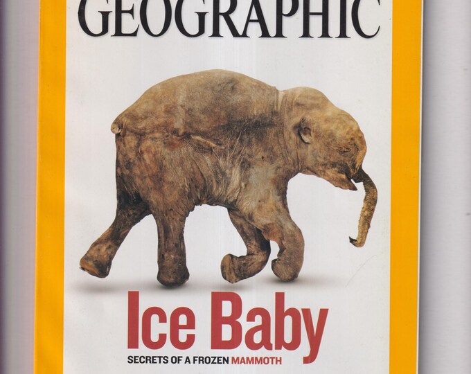 National Geographic May 2009 Mammoths, Cloning, Shangri-La, Green Roofs, Arctic Landgrab, Leatherback Turtles  (Magazine: Nature, Geography)