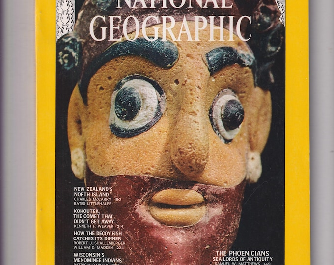 National Geographic  August 1974 The Phoenicians, New Zealand, Kohoutek, Decoy Fish, Menominee, North Korea, (Magazine: Nature, Geography)