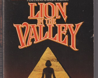 Lion In The Valley by Elizabeth Peters ( Amelia Peabody Series) (Paperback, Mystery)