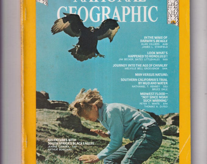 National Geographic October 1969 South Africa's Black Eagles; Darwin's Beagle, Honolulu; Chivalry (Magazine: General Interest)