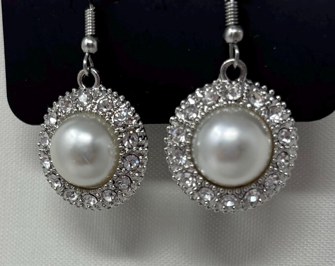 Paparazzi Take A Vow White Pearl and Rhinestone Earrings (Costume Jewelry)