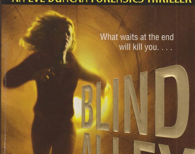 Blind Alley by Iris Johansen (An Eve Duncan Forensics Thriller) (Paperback, Mystery)  2005