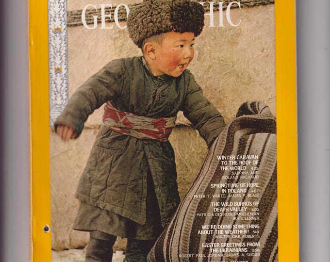 National Geographic April 1971 Caravan, Poland, Burros, Weather, Easter Eggs, Sea Snakes (Magazine: Nature, Geography)