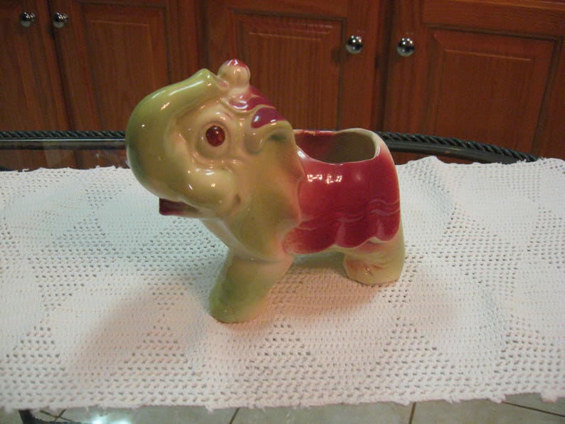 Vintage Elephant in multi colors from the 60/'s beautiful Pottery Planter measure 6 by 5 by 4 Free Shipping!