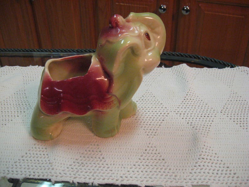 Vintage Elephant in multi colors from the 60/'s beautiful Pottery Planter measure 6 by 5 by 4 Free Shipping!