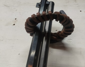 Gun/rifle/shotgun rack hanger holder