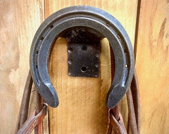 Horseshoe bridle hanger/hook free shipping and a reduced price