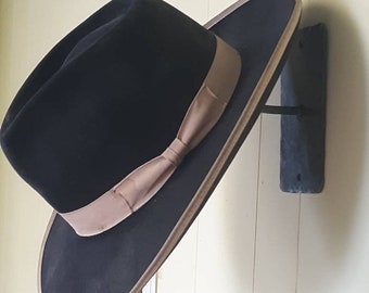 Classic Cowboy Hat Rack -  FAST/FREE  SHIPPING
