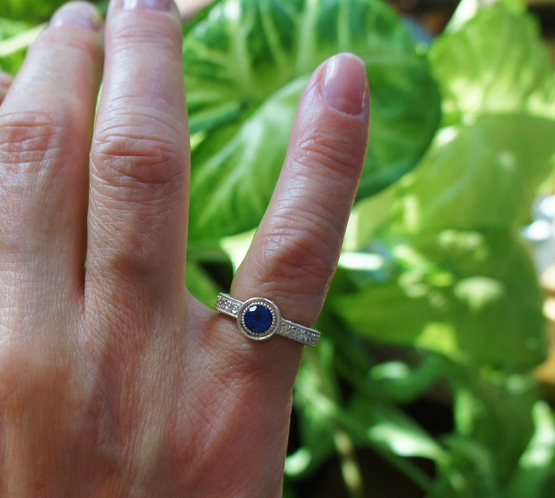 Sapphire Silver Ring Art Deco Blue Sapphire Hand Engraving