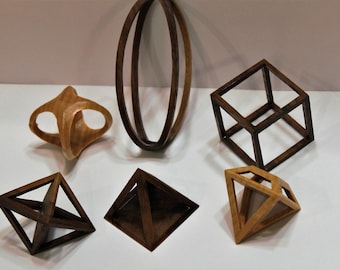 Wzór na wyrzynarkę: kształty geometryczne 3D