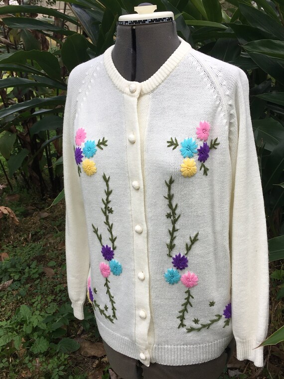 eddie bauer hooded sweater