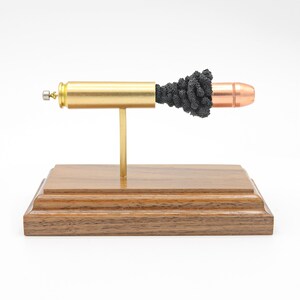 450 Bushmaster con Hornady 300gr XTP Mag -- cartuccia di munizioni espansa modello di proiettile amm ausilio visivo o espositore da scrivania uomo caverna pistola ragazzo immagine 2