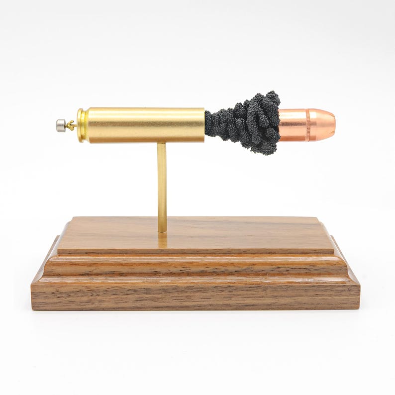 450 Bushmaster con Hornady 300gr XTP Mag -- cartuccia di munizioni espansa modello di proiettile amm ausilio visivo o espositore da scrivania uomo caverna pistola ragazzo immagine 2