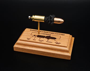 Anatomi av en 9 mm Lugerpatron - Graverad basmodell av exploderad ammunition - Pedagogisk ballistisk present för samlare och skyttar