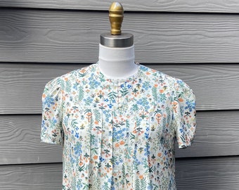 Handmade adorable mini house/smock dress made with Rifle Paper Company Rayon Menagerie print in cream. Nice and Roomy Fit! Size XS.