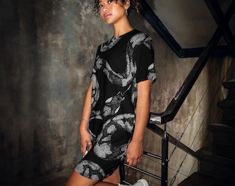 Black Snake Printed T-Shirt Dress, Casual Summer Dress, Trendy Outfit, Everyday Wear, Gift for Her, Stylish Lounge Dress