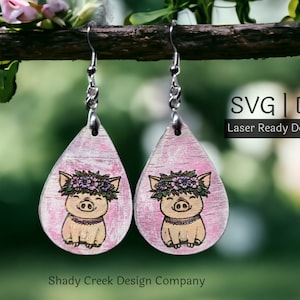 Porco usando um brinco pendurado de coroa floral Arquivo de corte a laser SVG e DXF/Arquivo de corte a laser de porco em forma de lágrima/Baixar brinco de animal de fazenda de leitão fofo