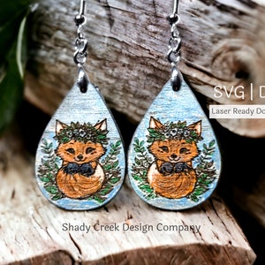 Brinco pendurado Fox em coroa floral Teardrop Arquivo de corte a laser Download digital em SVG e DXF/Arquivo de corte a laser Forest Fox/Brinco floral a laser