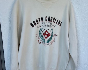 Vintage North Carolina State University Wolfpack Sweater (XL)