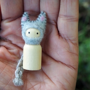 Tiny Cat Peg Doll, Choice of 5 Colours, Wood and Wool Felt Cat, Halloween Cat, Witch's Cat, Steiner Inspired