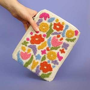 Handmade Padded E-Reader Sleeve: Embroidered Kindle / Kobo Cover