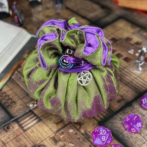 Bolsa de dados Eldritch Blast (serie Spell) / Capacidad para 12 juegos / Bolsa de dados hecha a mano con bolsillos / Juegos de mesa / Dungeons and Dragons /