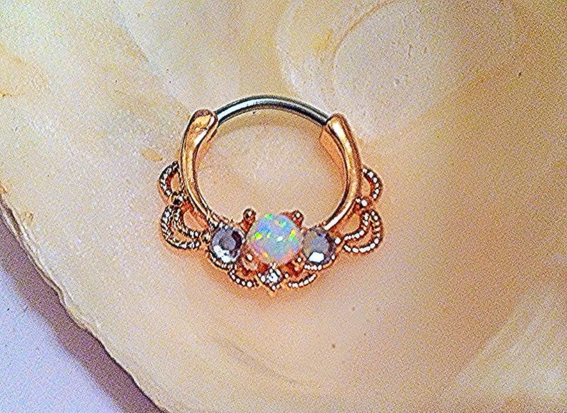 Clear Crystals 316L surgical steel bar PROMO 20/% Off White OPAL Septum Clicker Gold Plated lace filigree DAITH Ring 16g