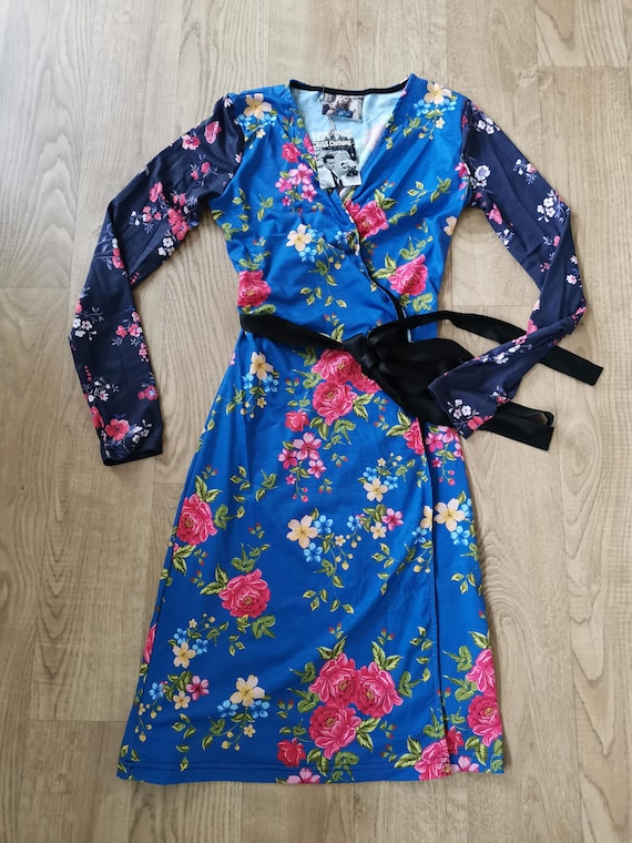 jodie comer blue floral dress Floral Pattern Handmade Dress - Wrap Cut & Sew - Villanelle INSPIRED Style - Killing Eve - Jodie Comer