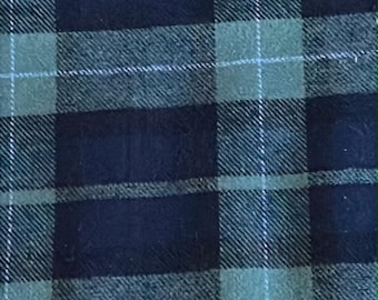 Flanelle Ozark Mountain.  Plaid bleu et vert n°1.  Vendu par mètre.