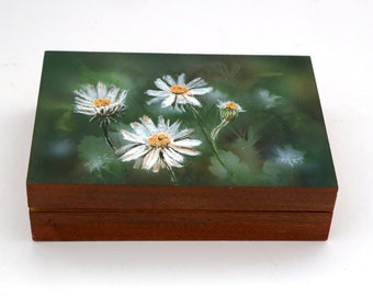 Vintage Wooden Jewellery Box 'Daisy, Daisy' Cottage Core Decor, Hedgewitch Decor, Gardener's Gift, Unique Gift, Bridesmaid Gift