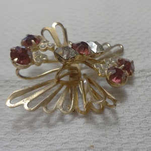 Brooch with Rhinestones Gold Tone Retro from the Mid Century