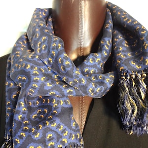 Vintage Wallach&#39;s Men&#39;s Silk Scarf Silk Vintage in Navy with Yellow in Good but Faded Condition