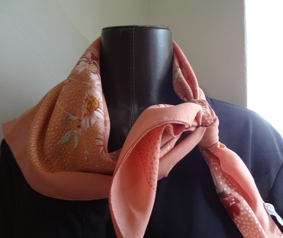 Polyester Scarf Vintage in a Soft Peach by Valent… - image 2