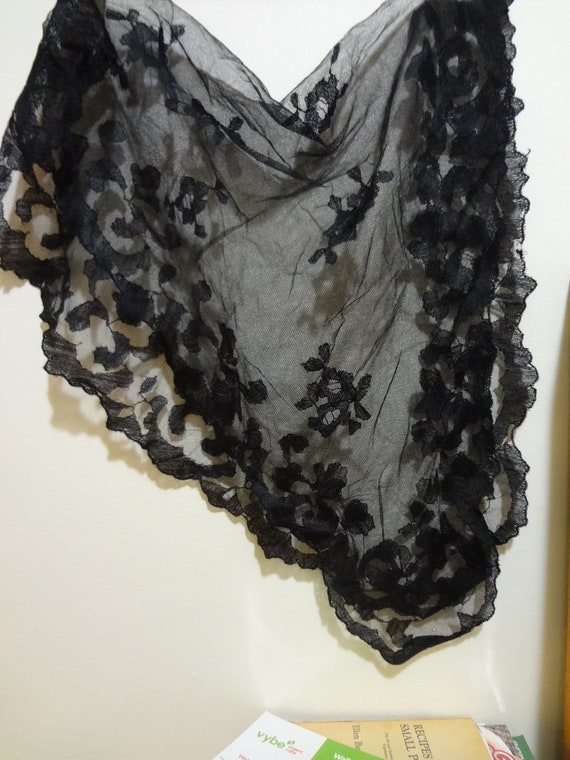 Mid-Century Lace Shawl Black in an Acetate with L… - image 7