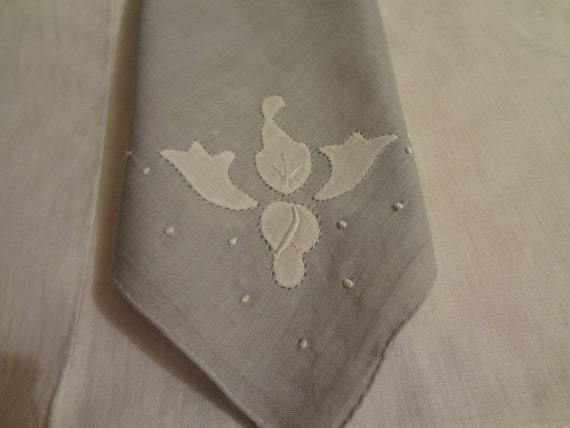 Vintage Grey Linen Hankie with White Floral Edge … - image 8