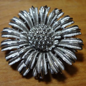 Daisy Coro Silver-Tone Brooch Mid-Century for Your Lapel