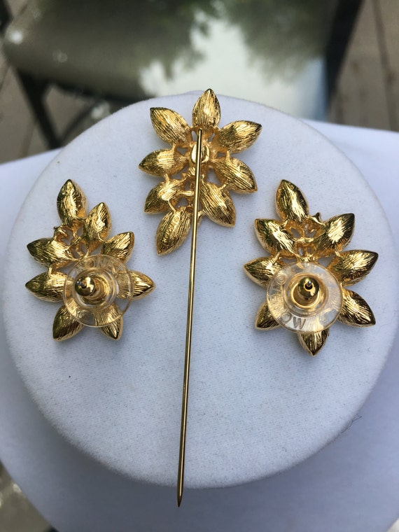 Costume Swarovski Crystal Pin and Earring Set - image 3