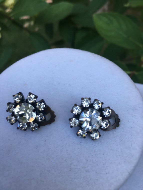 New Reduction! Rhinestone Crystal Earrings Vintage