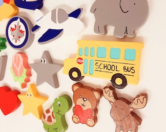 Custom Symbol Name Bench, Special Request Sign, Personalized Wooden Name Bench, Hand-Drawn Custom Sign, Canadian Maple, Baby Shower Gift