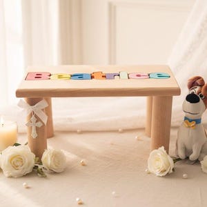 Banco de madera personalizado con nombre y rompecabezas – Taburete infantil, juguete educativo